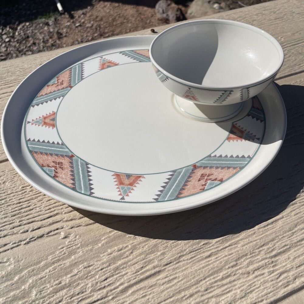 Mikasa Intaglio Santa Fe CAC24 Southwestern Chip And Dip Set Serving Plate
